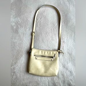 Roots cross bag